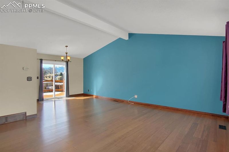 1929 Independence Dr, Colorado Springs, CO 80920