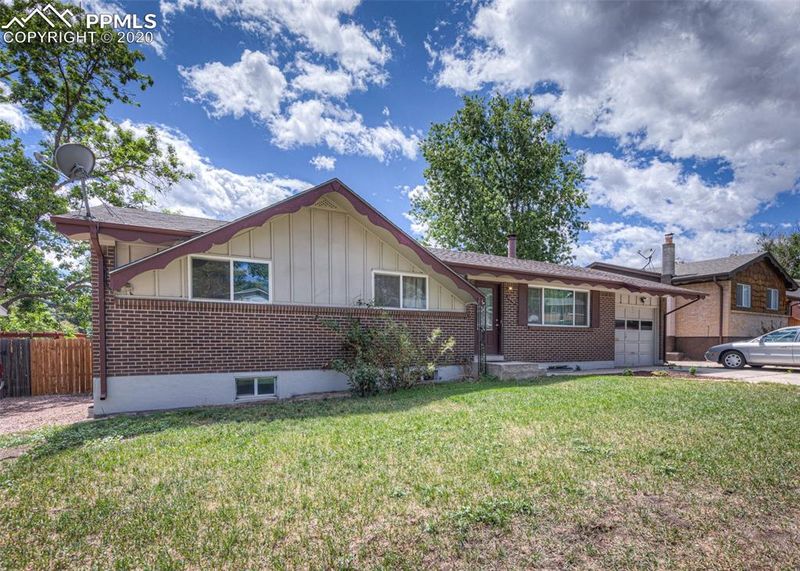 1930 Tesla Dr, Colorado Springs, CO 80909