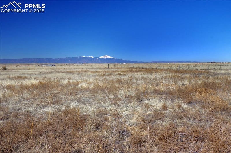 19310 Powers Rd, Colorado Springs, CO 80928