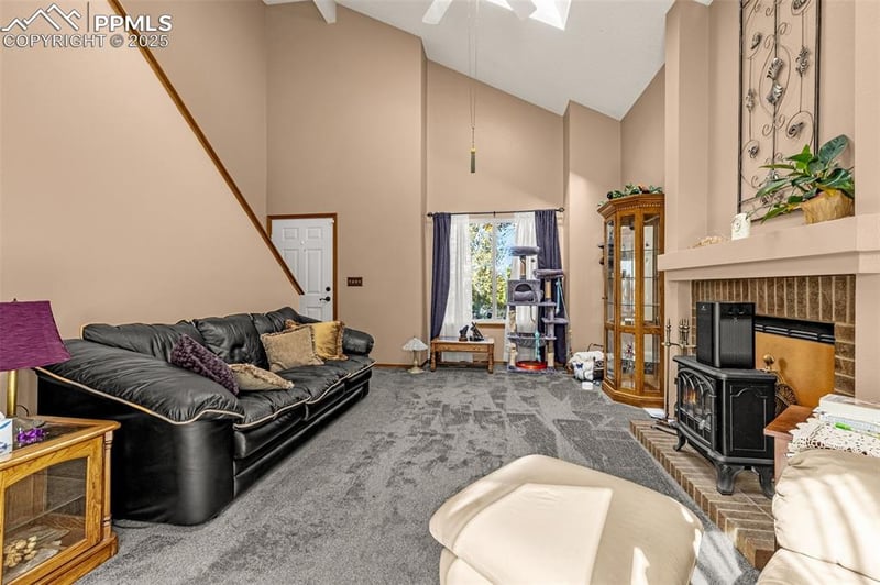 1932 Silkwood Dr, Colorado Springs, CO 80920