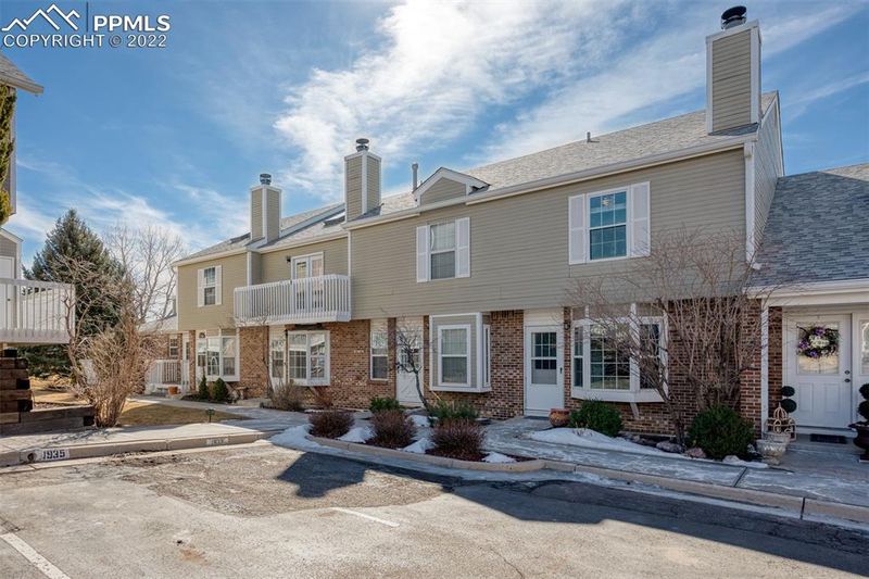 1935 Giltshire Dr, Colorado Springs, CO 80905