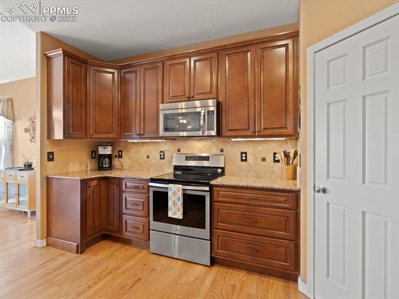 1935 Snowflake Dr, Colorado Springs, CO 80921