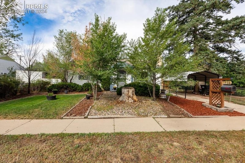 1936 Cedar Ave, Colorado Springs, CO 80905