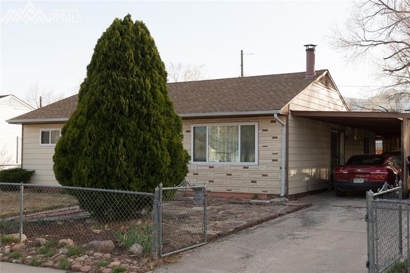 1938 S Hancock Ave, Colorado Springs, CO 80905