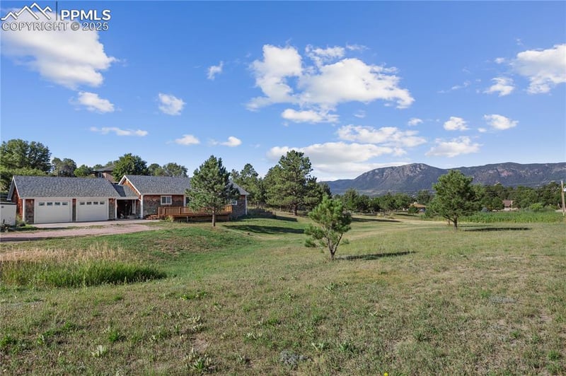 19402 Deerwood Cir, Monument, CO 80132