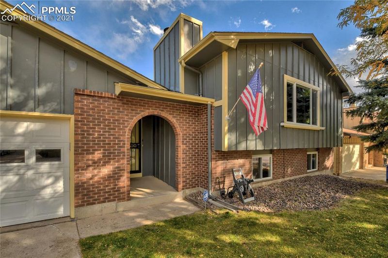1941 Summernight Ter, Colorado Springs, CO 80909