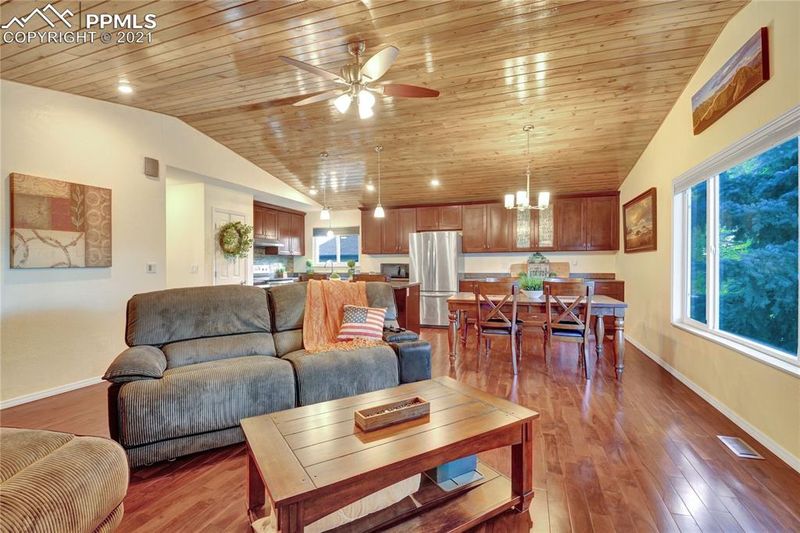 1941 Summernight Ter, Colorado Springs, CO 80909