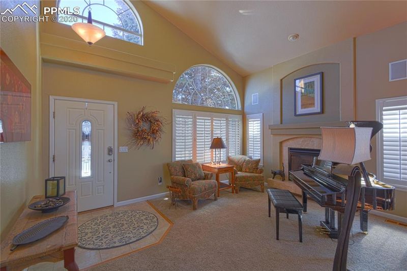 1942 Fox Fire St, Highlands Ranch, CO 80129