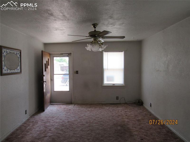 1945 Beulah Ave, Pueblo, CO 81004