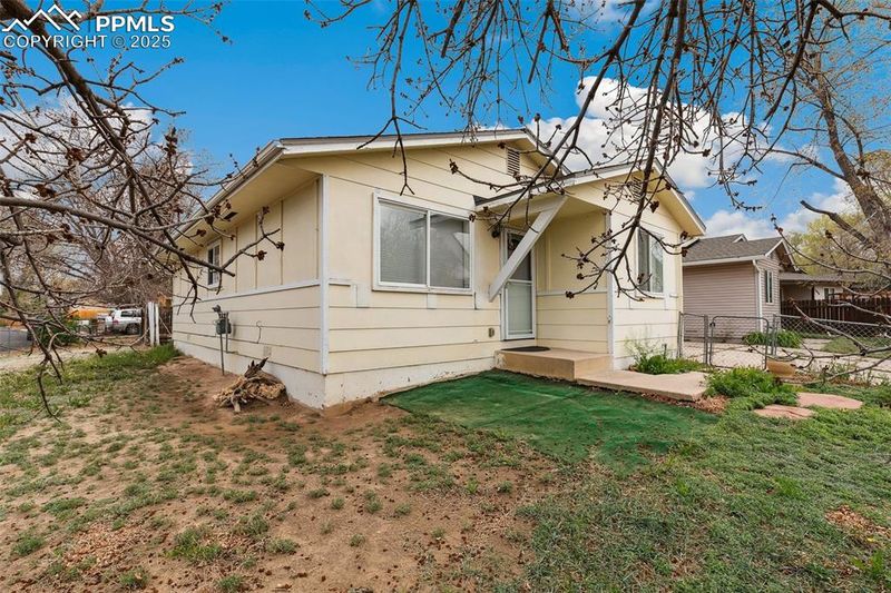 1948 Carmel Dr, Colorado Springs, CO 80910