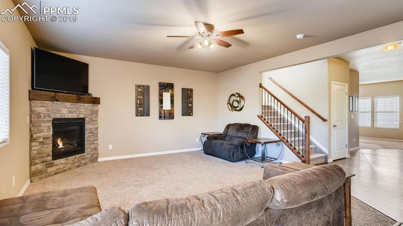 19514 Lindenmere Dr, Monument, CO 80132