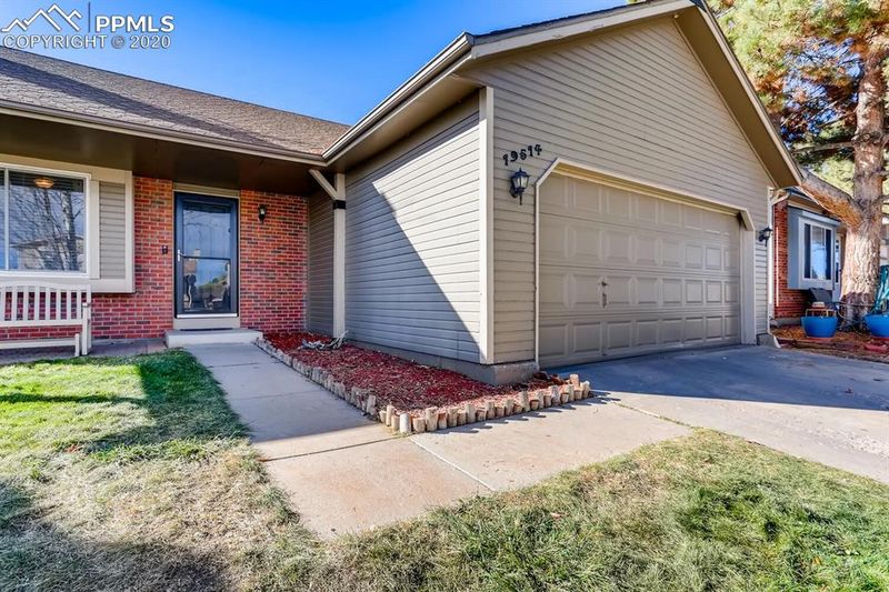 19514 E Princeton Pl, Aurora, CO 80013