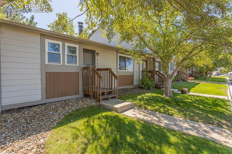 1954 Erin Loop, Colorado Springs, CO 80918