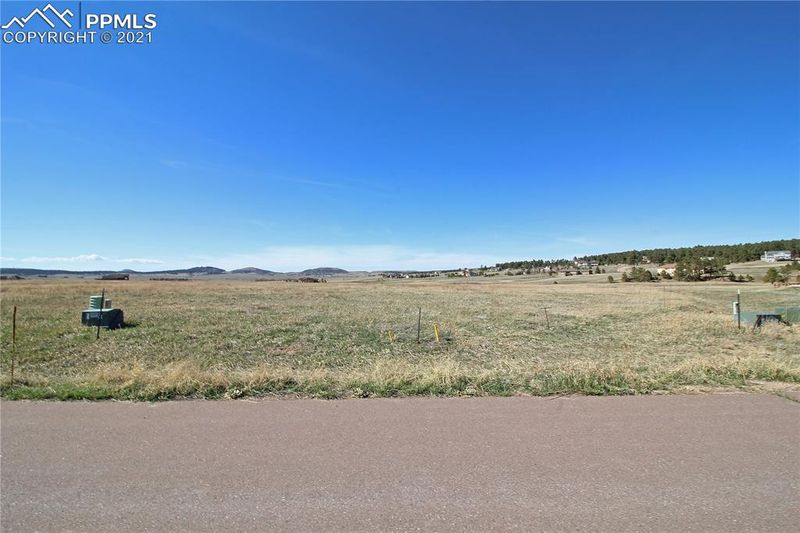 19559 Glen Shadows Dr, Colorado Springs, CO 80908