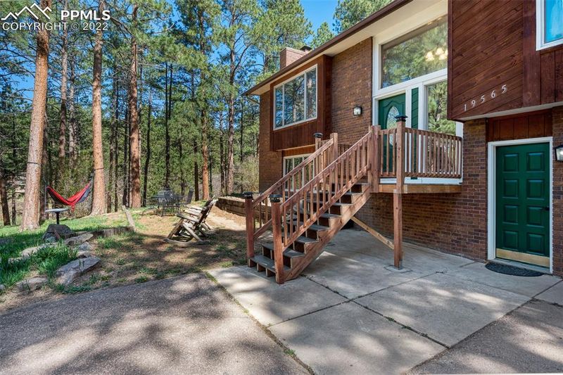 19565 Belatrix Dr, Monument, CO 80132