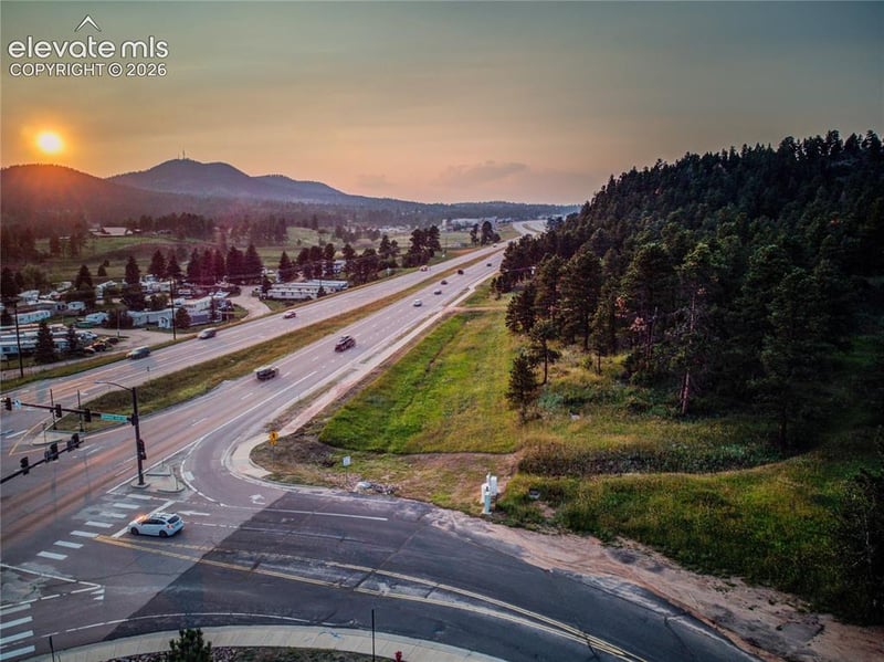 19569 Highway 24 , Woodland Park, CO 80863