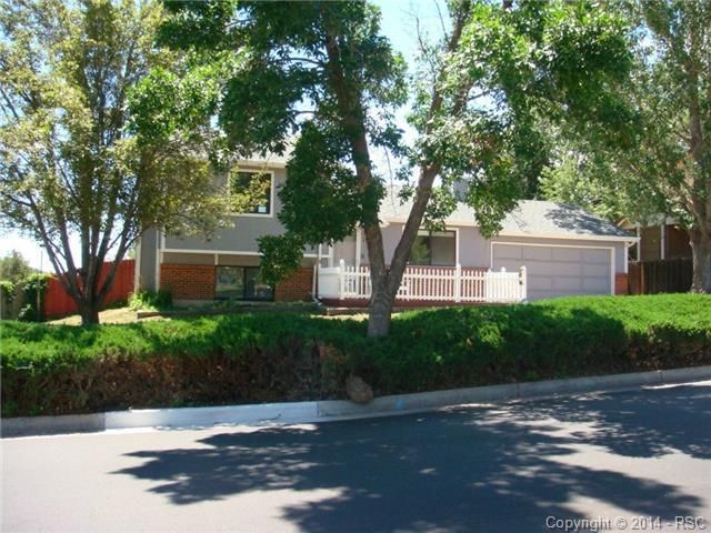 1959 Palm Dr, Colorado Springs, CO 80918