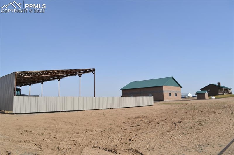 19594 County Road 41, La Salle, CO 80645
