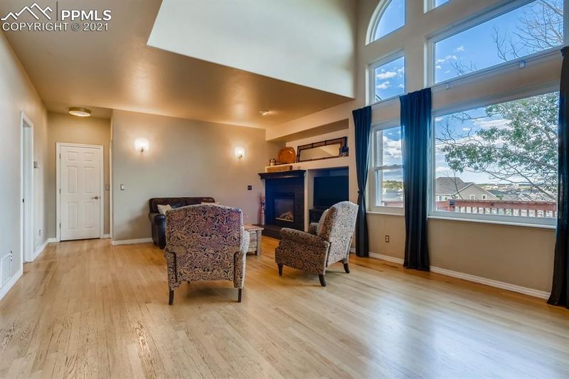 1961 Queens Canyon Ct, Colorado Springs, CO 80921