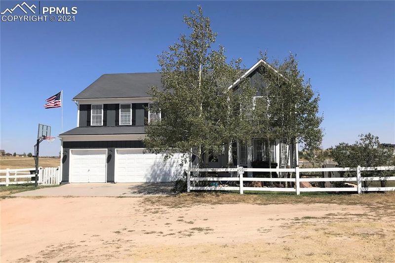 19631 E Thunder Rd, Colorado Springs, CO 80908