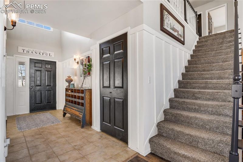 19631 E Thunder Rd, Colorado Springs, CO 80908