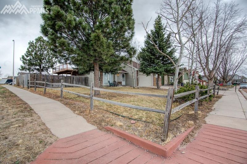 1965 Ambleside Dr, Colorado Springs, CO 80915