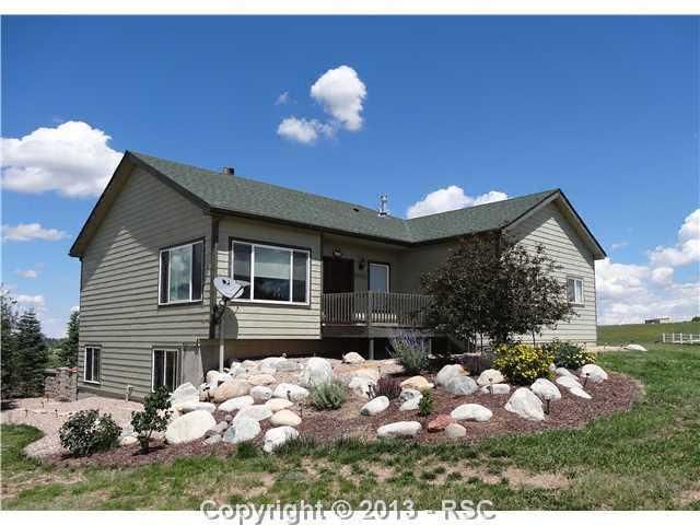 19650 E Thunder Rd, Colorado Springs, CO 80908