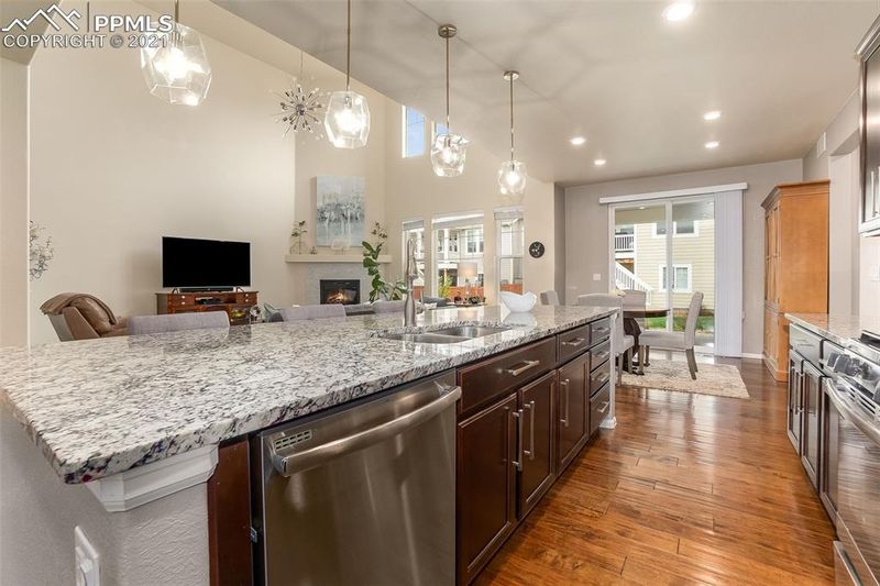 19652 W 59th Ave, Golden, CO 80403