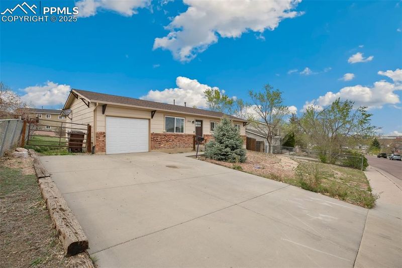 1966 S Chamberlin, Colorado Springs, CO 80906