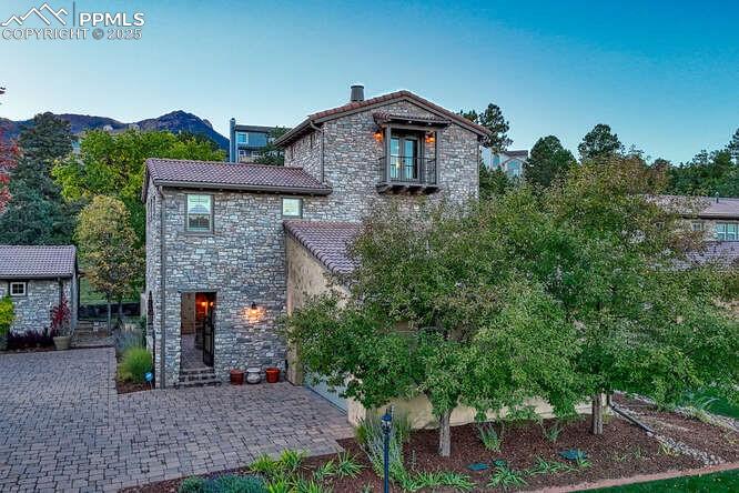 1969 La Bellezza Grv, Colorado Springs, CO 80919