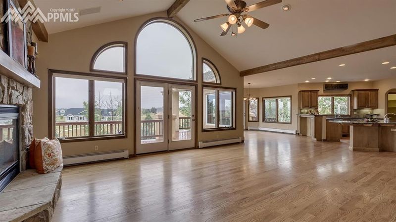 19712 Falcon Crest Ct, Monument, CO 80132