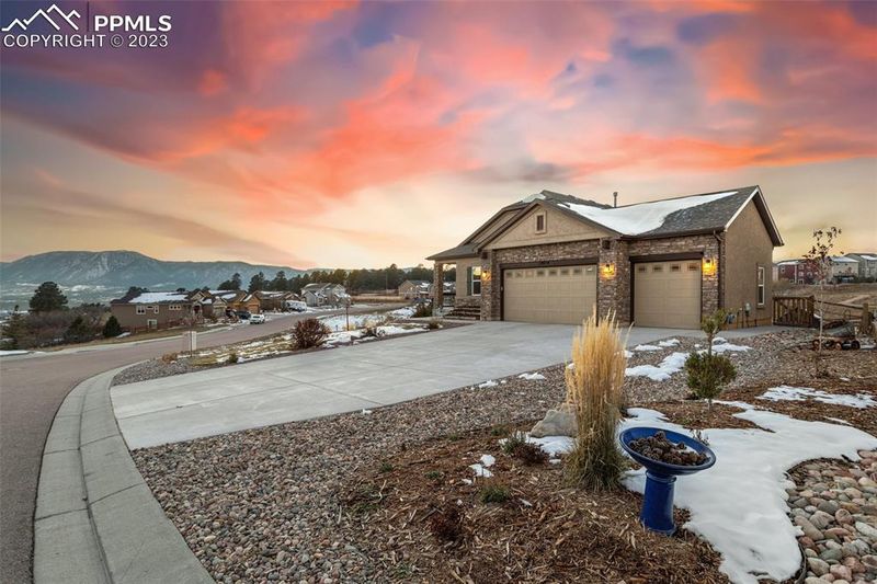 19714 Lindenmere Dr, Monument, CO 80132