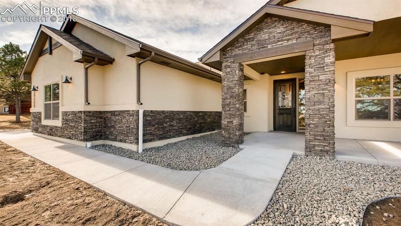 19720 Furrow Rd, Monument, CO 80132