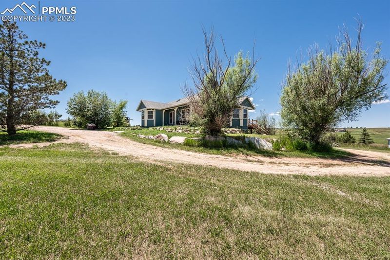 19770 E Thunder Rd, Colorado Springs, CO 80908