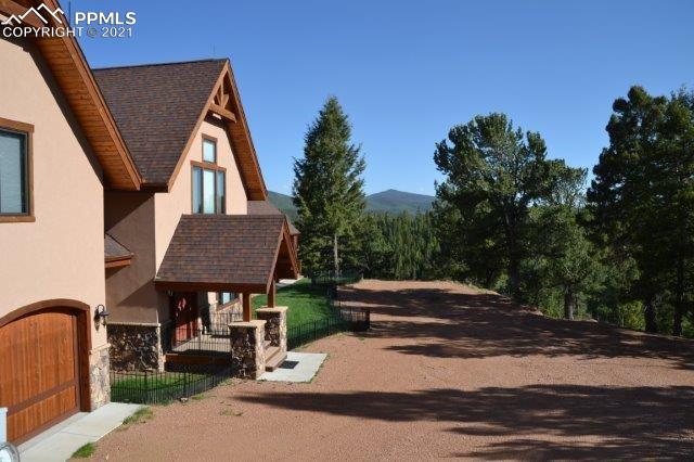 199 Running Elk Point, Divide, CO 80814