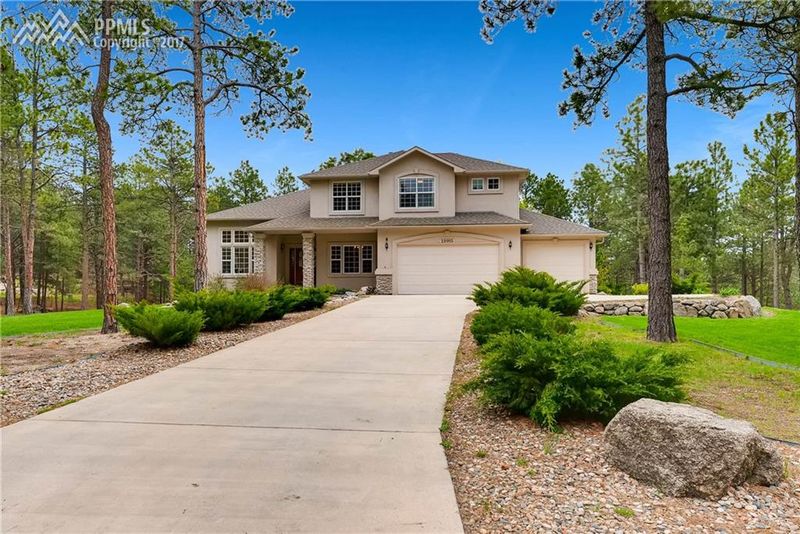 19905 Silver Horn Ln, Monument, CO 80132