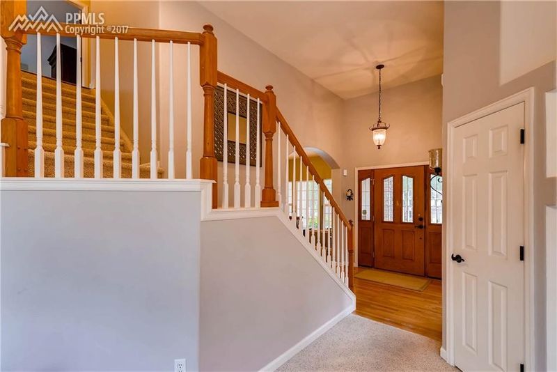19905 Silver Horn Ln, Monument, CO 80132