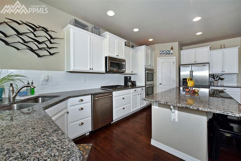 19916 Alexandria Dr, Monument, CO 80132