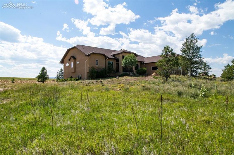 19959 Glen Shadows Dr, Colorado Springs, CO 80908