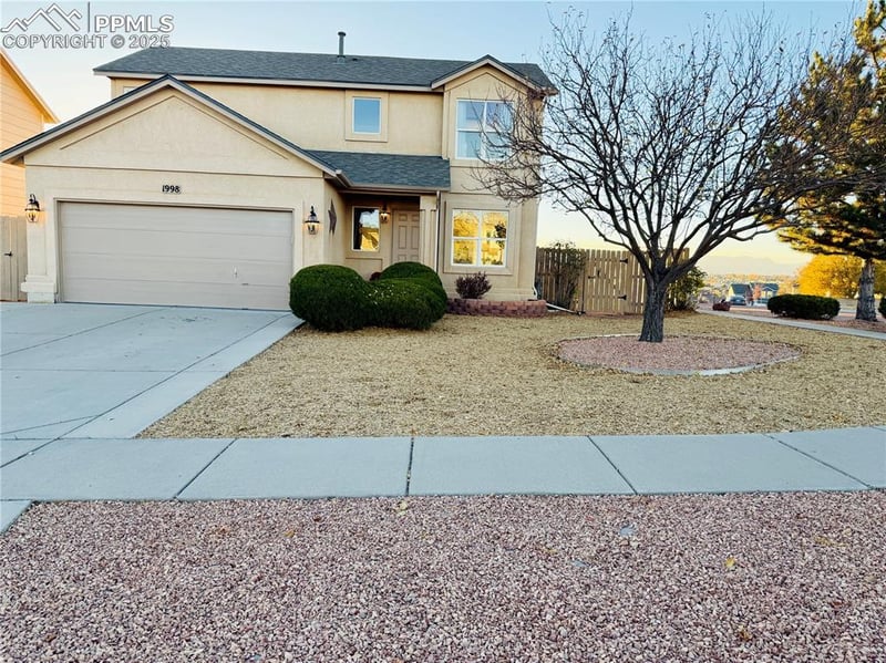 1998 Lattern Ct, Colorado Springs, CO 80951 | MLS# 7532576 | Great ...