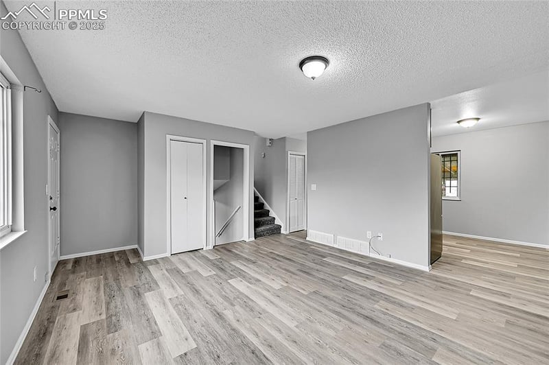 1998 Ventura Dr, Colorado Springs, CO 80910