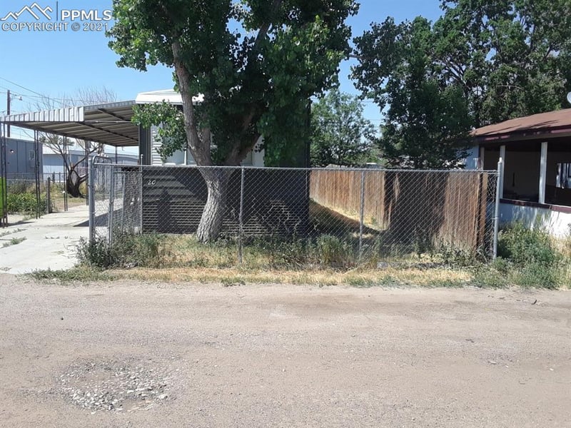 20 Royal St, Byers, CO 80103