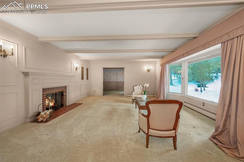 20 Thayer Rd, Colorado Springs, CO 80906