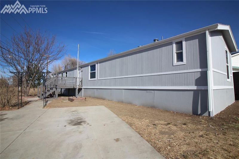 200 Comanche Village Dr, Fountain, CO 80817