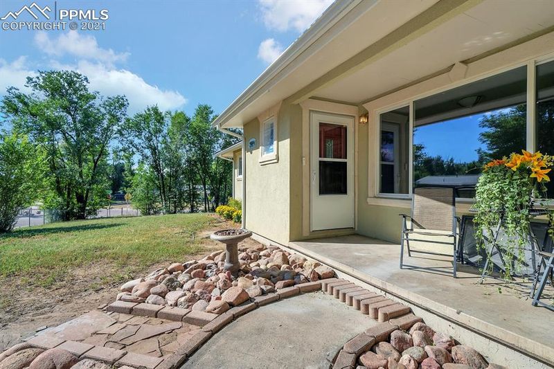 200 Sumac Dr, Colorado Springs, CO 80911