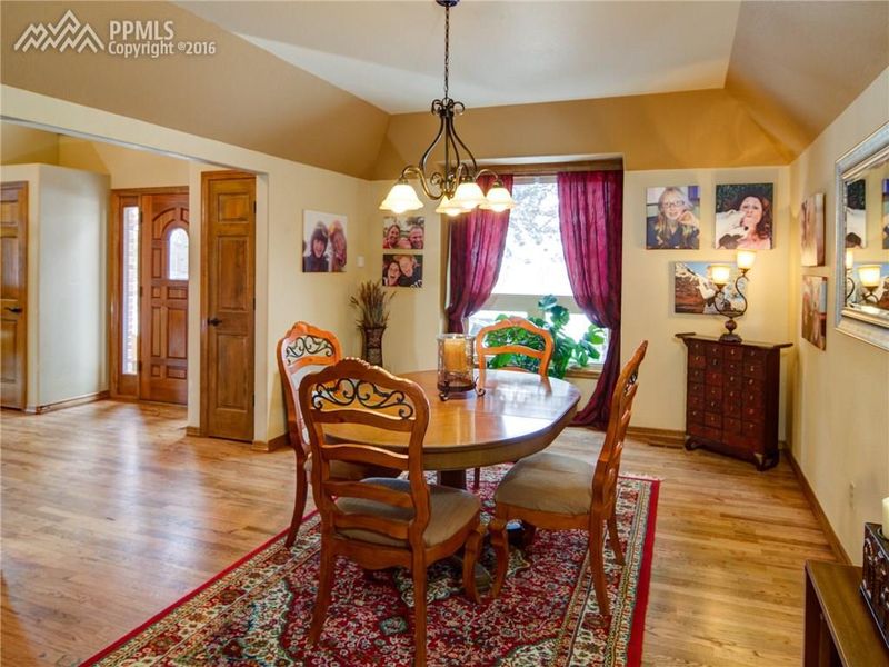 20005 Laredo Ln, Monument, CO 80132