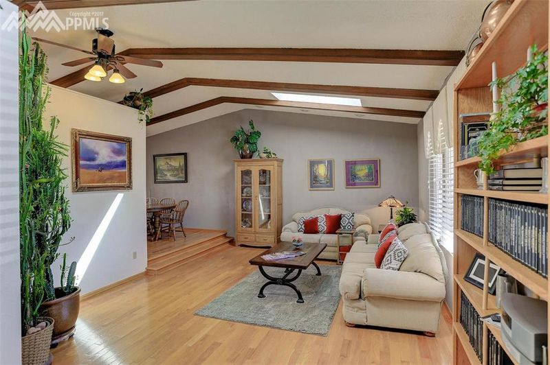 2001 North Dr, Pueblo, CO 81008