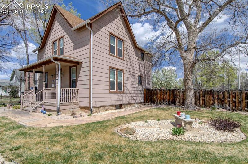 2001 N Weber St, Colorado Springs, CO 80907
