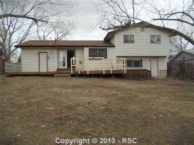 2002 Montezuma Dr, Colorado Springs, CO 80910