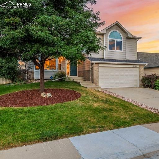 20023 E Tufts Dr, Centennial, CO 80015